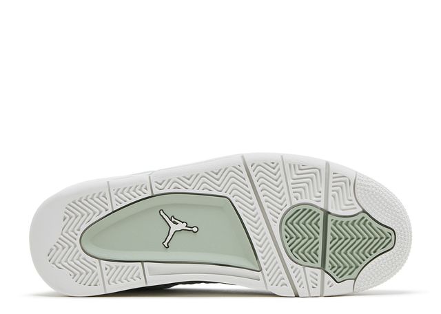 Air Jordan 4 Seafoam Sail