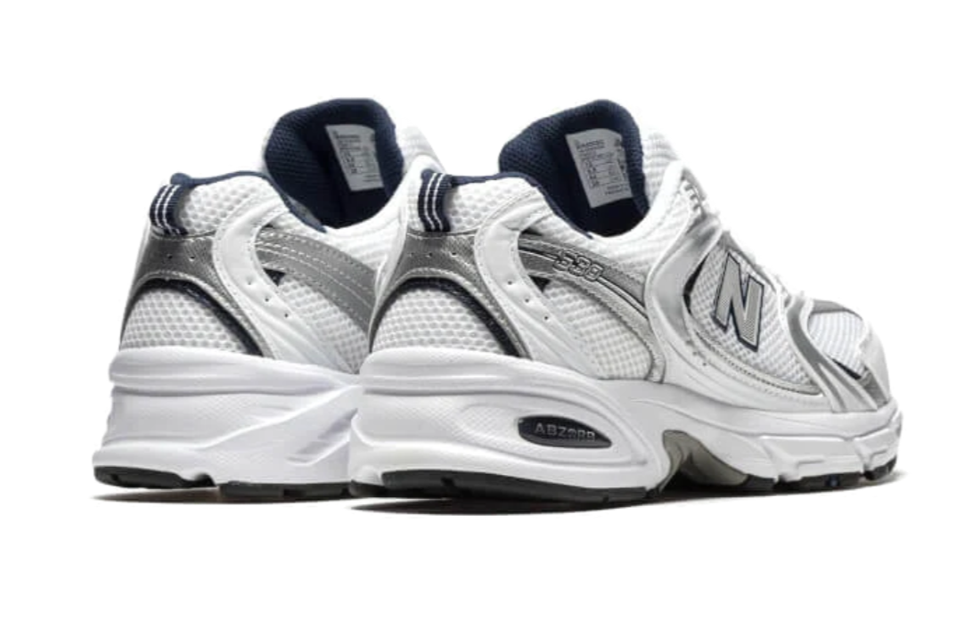 New Balance 530 сріблястий темно-синій