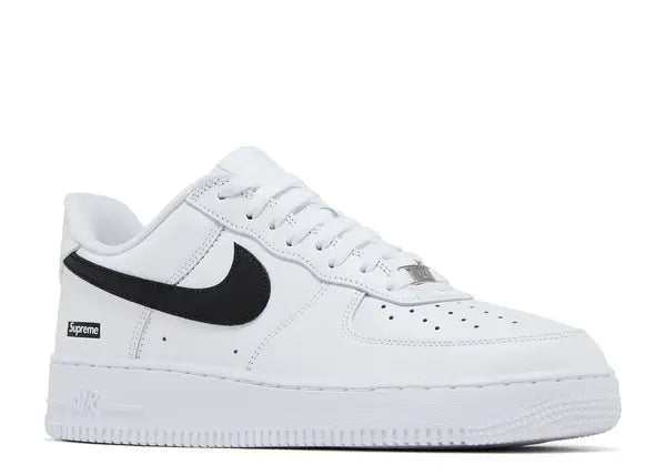 Nike Air Force 1 Low Supreme White Black